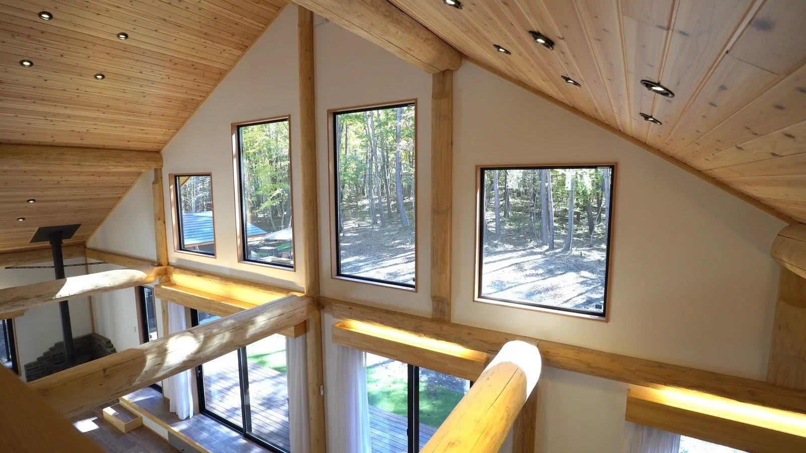 吹き抜けの空間