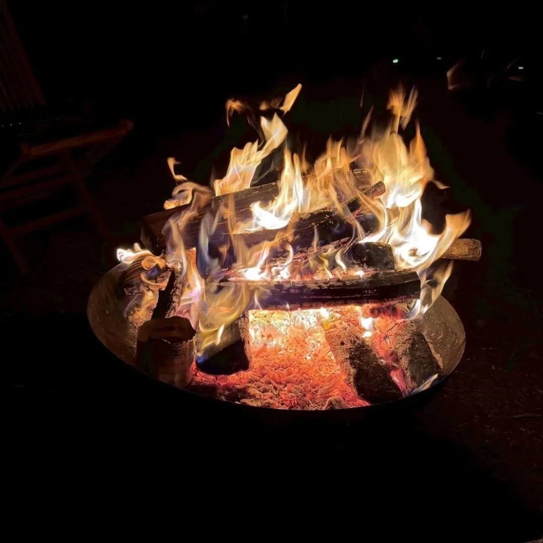 夜の深まりとともに、 #焚火